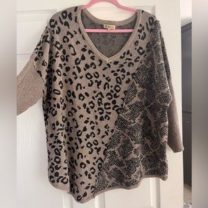 Democracy leopard v neck sweater. Size XL